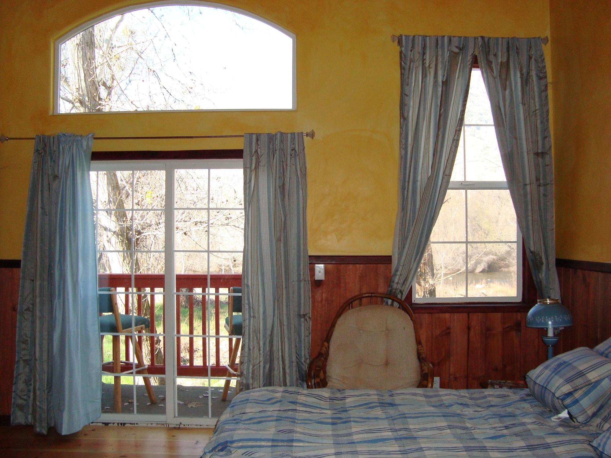 Sequoia Riverfront Cabins Three Rivers Dış mekan fotoğraf